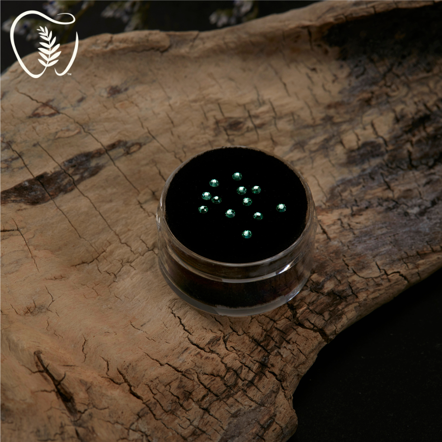 SS5 Preciosa® CARIBBEAN SEA Tooth Gem