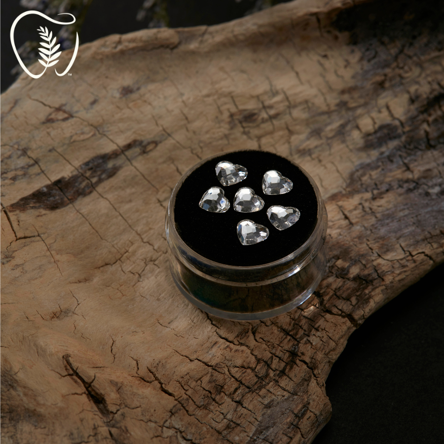 Heart Preciosa® CRYSTAL Tooth Gem