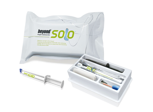 Max Beyond 35% Solo HP Whitening Gel Kit