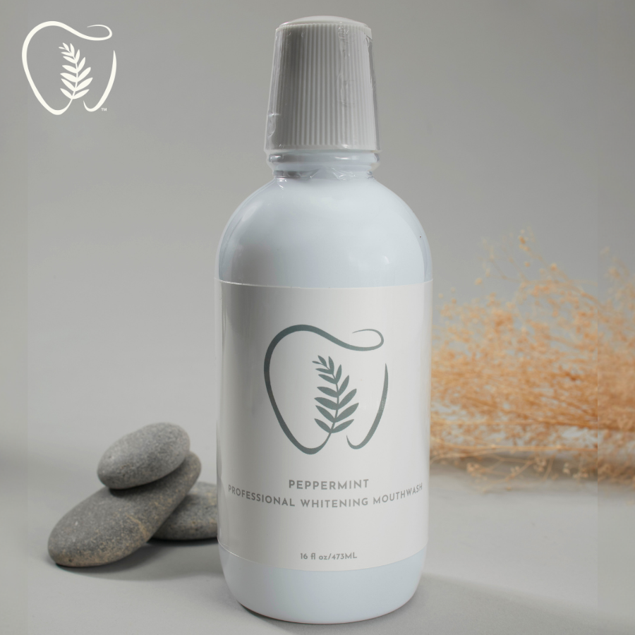 Signature Fern Peppermint Whitening Mouthwash
